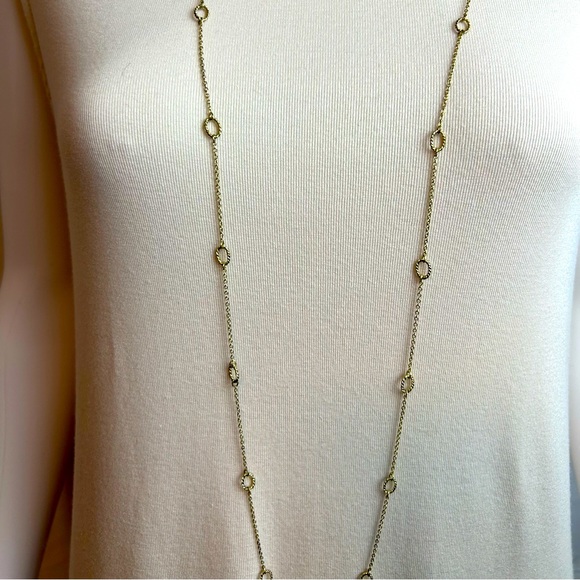 Like New Gold color chain w/ tiny ovals along extra long chain can be doubled up - Picture 2 of 6